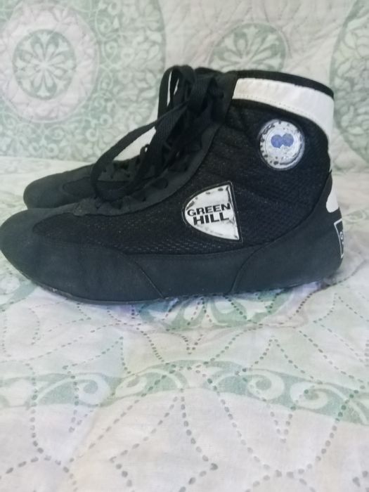 Күреске арналған киім