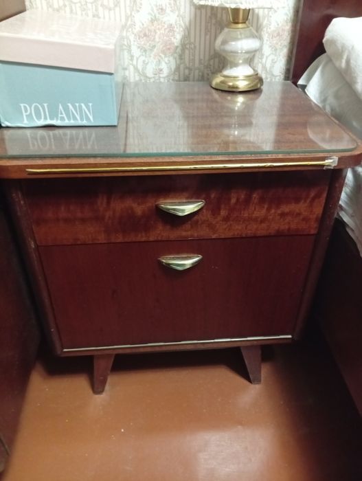 Продам спальный гарнитур (Румыния)