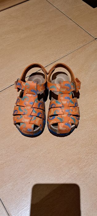 Детски сандали  26 номер.