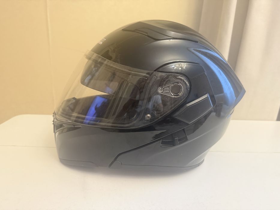 Мото шлем черный