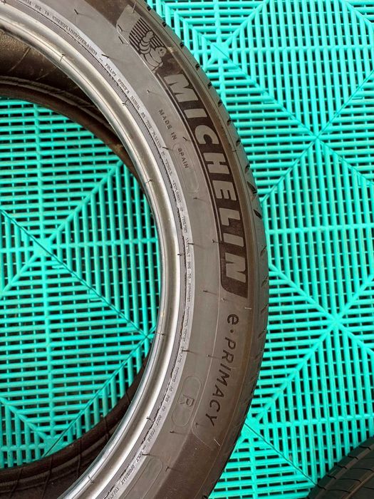 Set anvelope vara 235 45 R20 100H Michelin e-Primacy echipare Renault dot 23 6.01mm