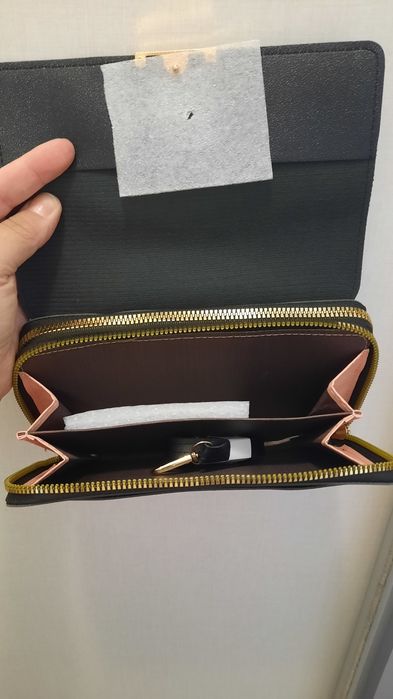 Нова дамска чанта