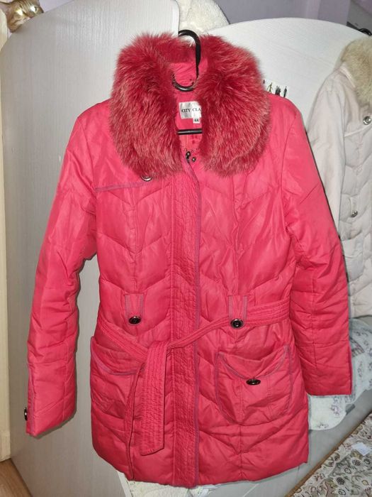 Куртки женские в отличном состоянии от 3500тг.