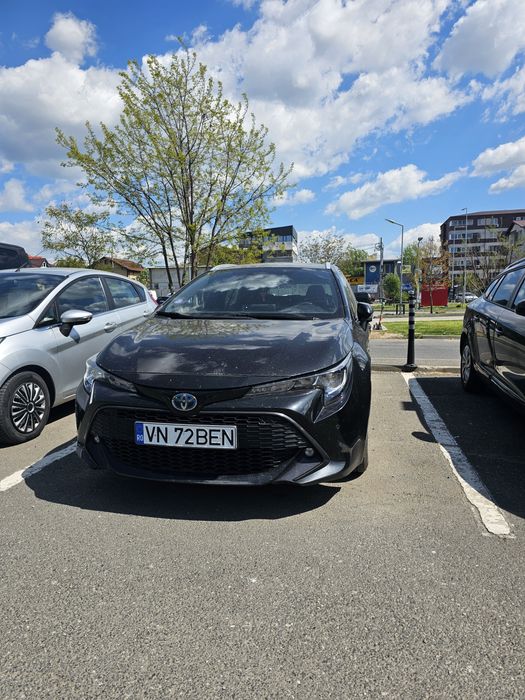 Închiriez Toyota Corolla 2.0 Hybrid (2021) pentru Uber / Bolt
