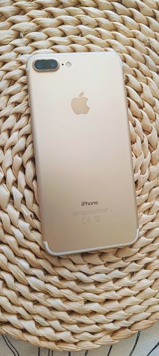 IPhone 7+  плюс Айфон