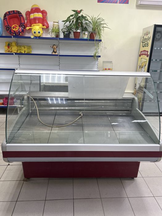 Продам оборудование для магазина