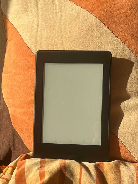 Kindle Paperwhite (7th Gen) – Отлично състояние, готов за използване