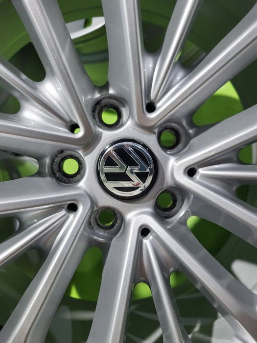 18 5x112 Vw Passat Tiguan Touran 5х112