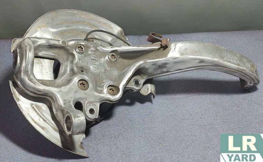 Fuzeta dreapta fata Jaguar XE RANGE T4N23262 GX73-3K185-EA