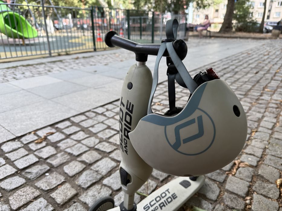 Скутер Scoot&Ride 2в1 с каска