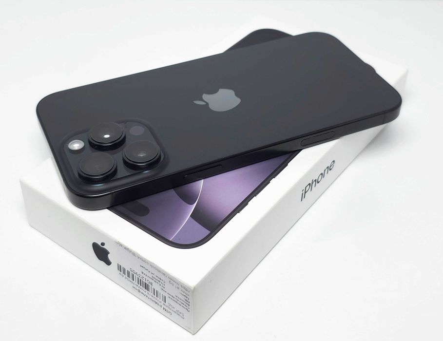 iPhone 16 Pro Max 256GB Black Titanium