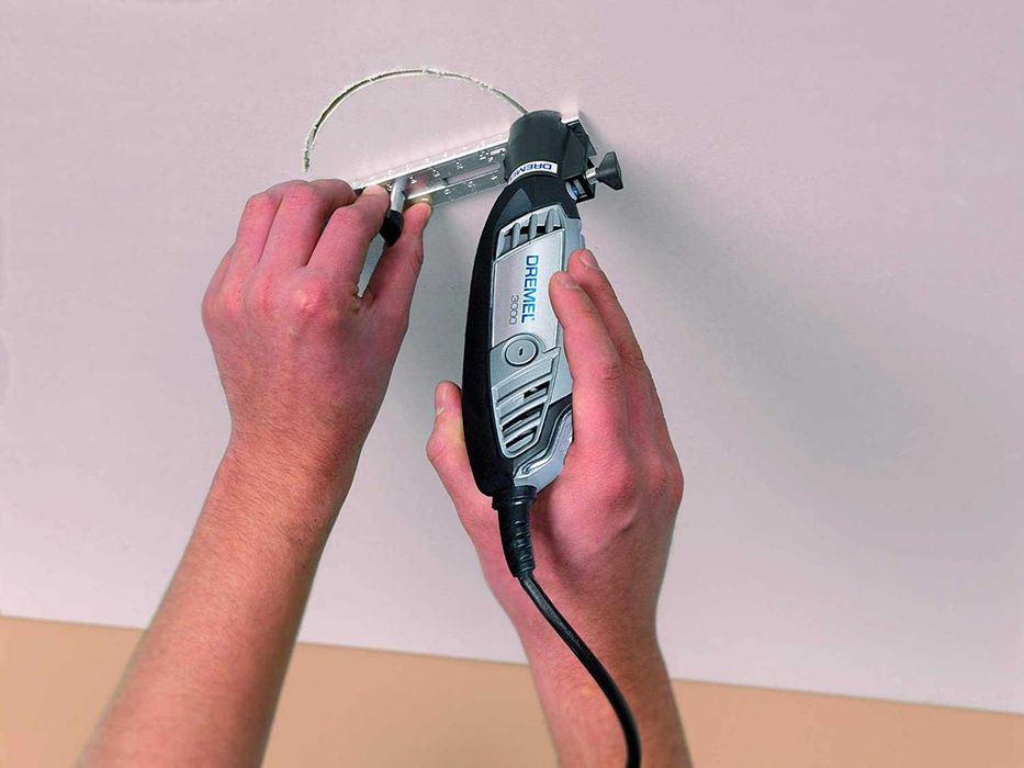 Dremel 678 приставка за рязане по линия и окръжност до 30cm