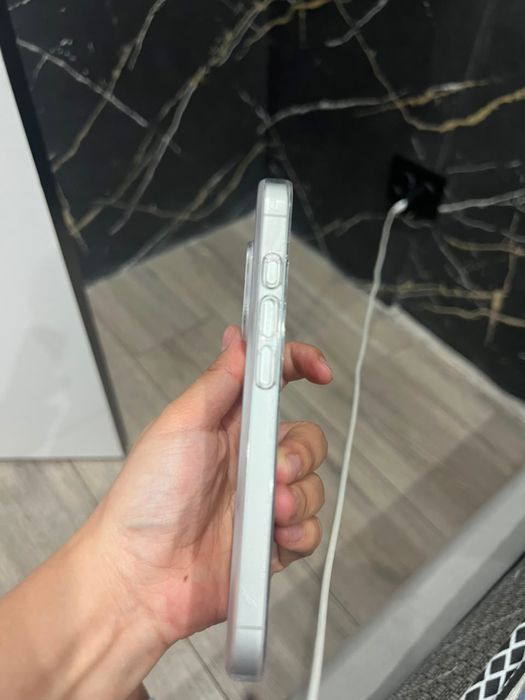 Продам 17 айфон,хорошое состояние