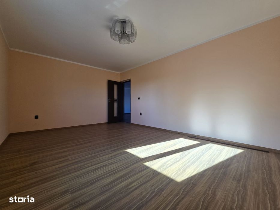 Oportunitate afacere! Vila P+1+M in Targoviste-zonz Mall Dambovita