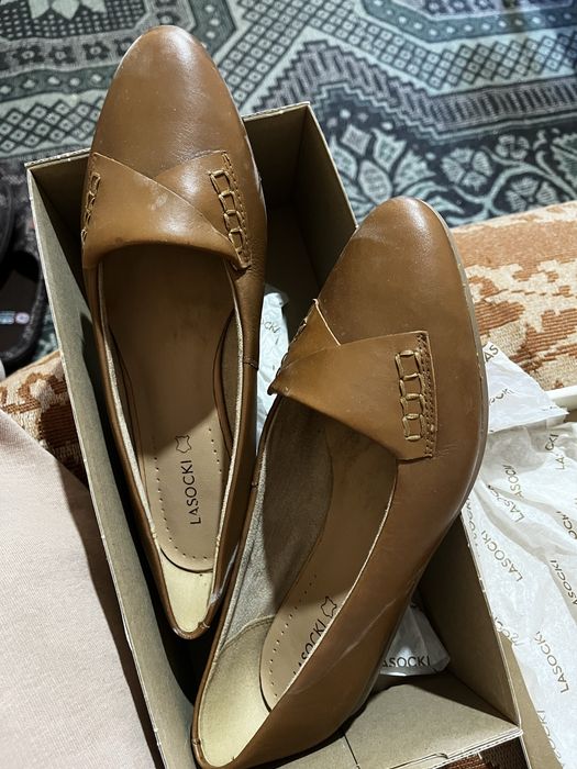 Продавам дамски обувки