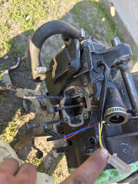 Vand sau schimb cu unu functional