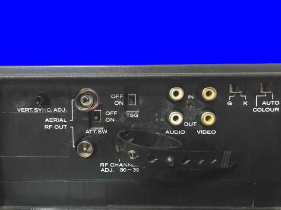 Цена - 75€. Video Hitachi VT-517E HQ - Japan + 50 Видеокасети VHS