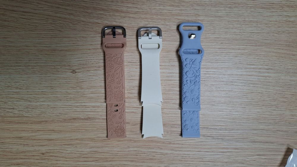 Смарт часовник + допълнителни верижки