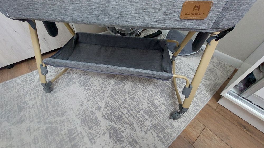 Детский манеж кравать сатылады.