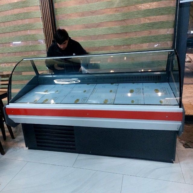 Витрина холодильная Vitrina xolodinik vazdushne