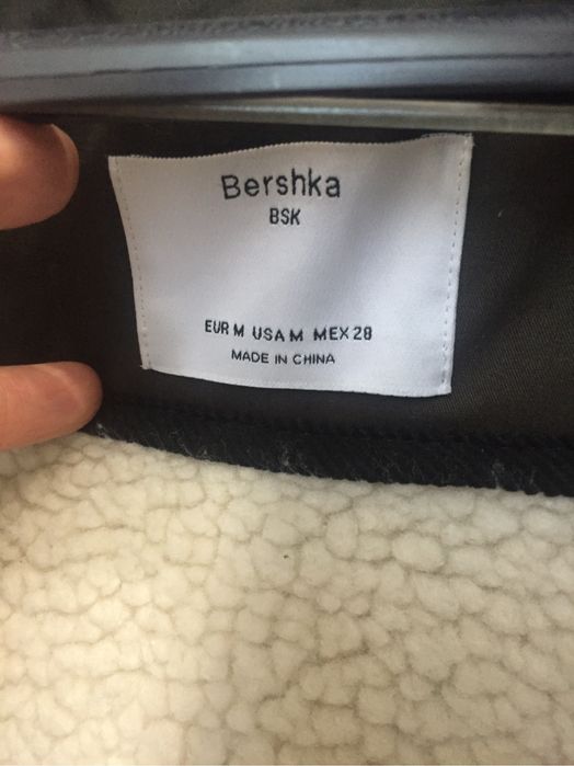 Парка Bershka размер М