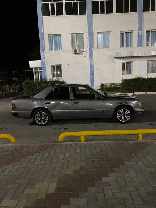 Мерседес 124       т