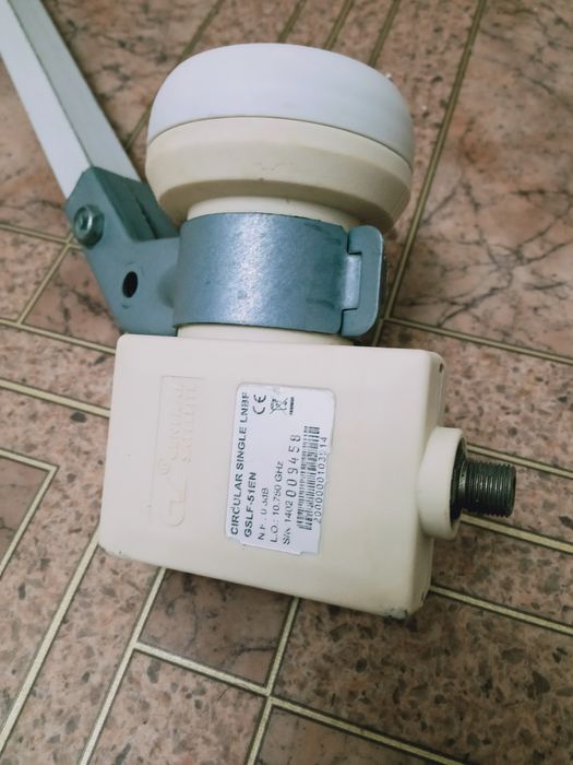 Спутниковая  антенна  и  другое.