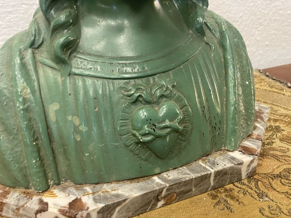 Френски порцеланов бюст исус