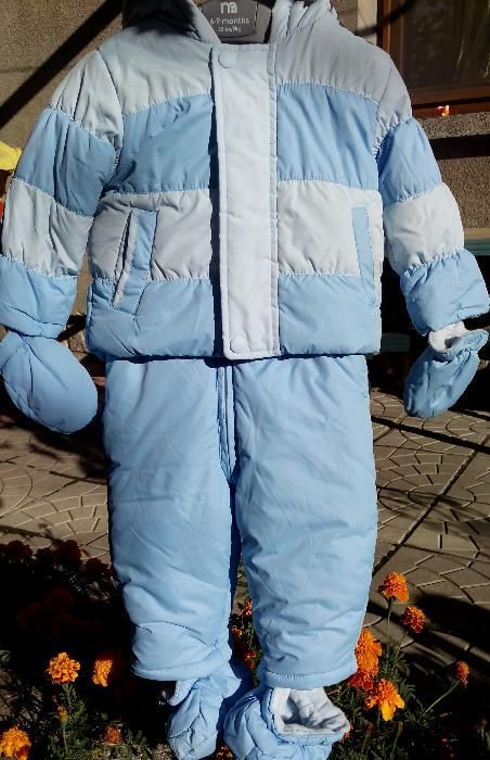 Mothercare комплект: Яке за зима с ръкавички + грейка с ботушки
