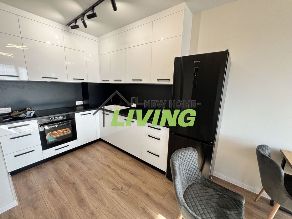 Продава се Двустаен апартамент в Пловдив, Южен - 70 кв.м за 1886 €/кв.м - Снимка #2