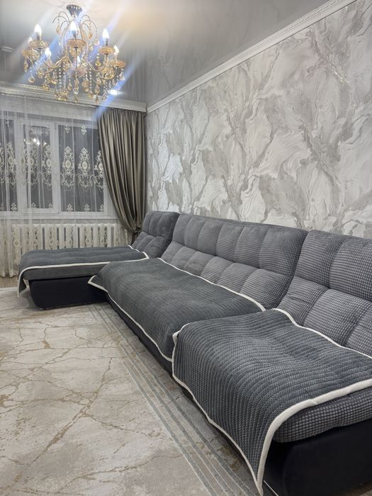 Продам диван три