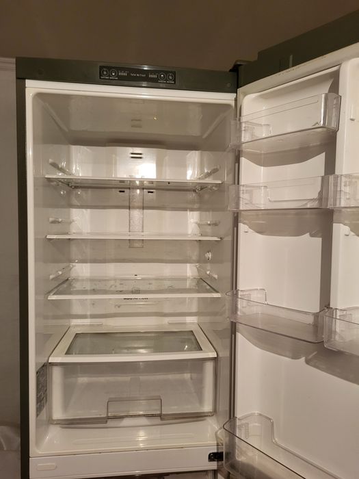 Холодильник сатылады