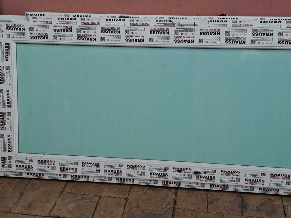 Usa termopan albă plina