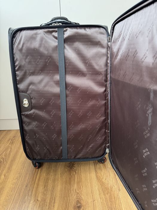 Чемодан Mont Blanc