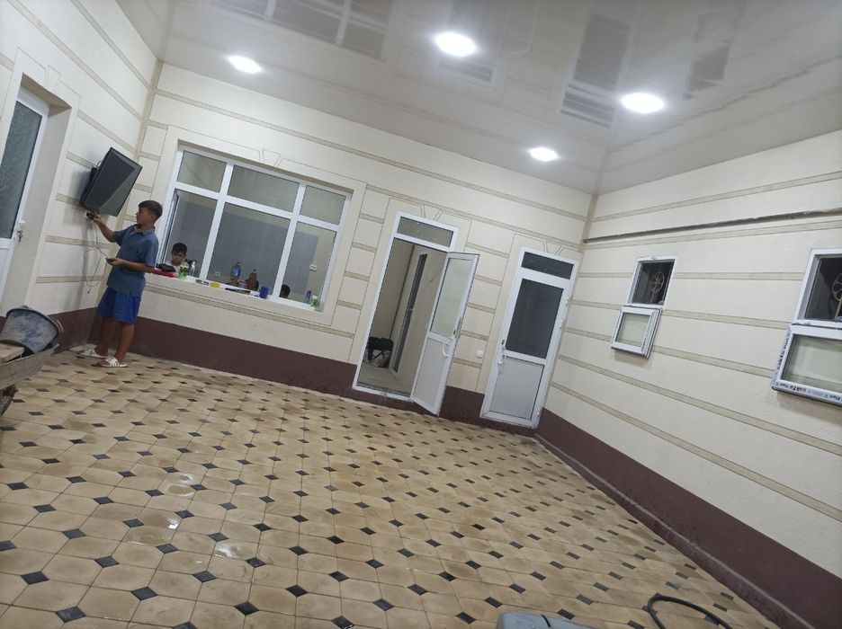 Uy sotiladi Nazarbek