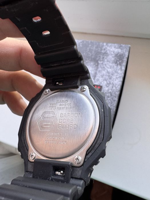 Продам Casio GA-2100-1A3
