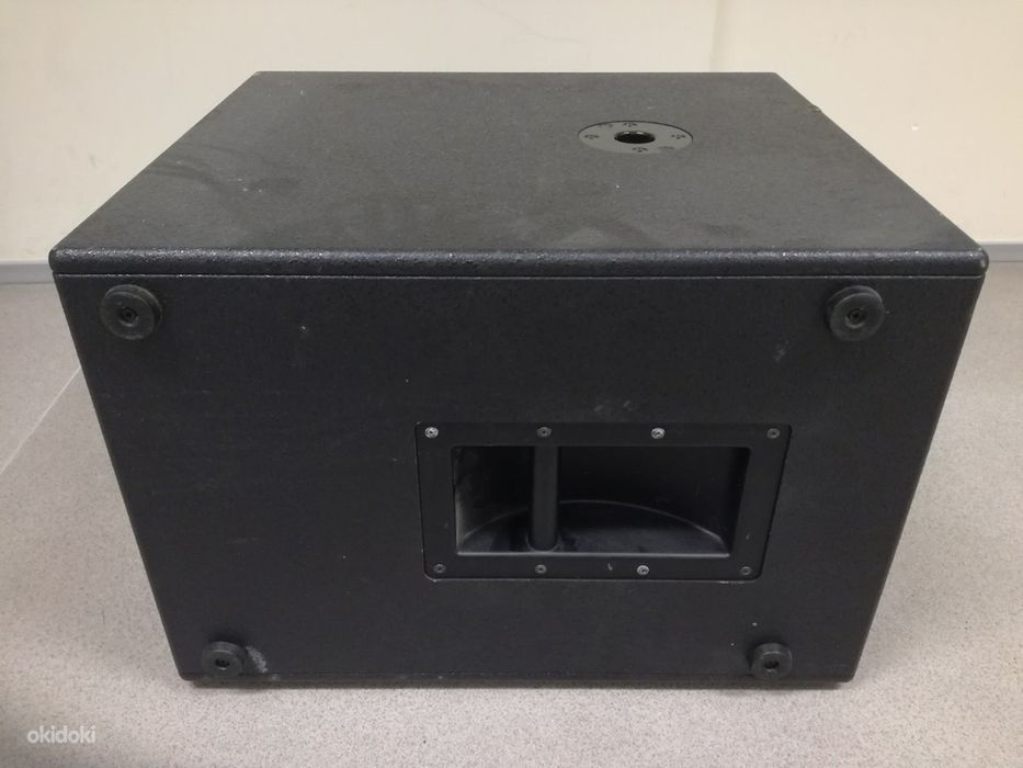 Vând basi Hk 900w bucata