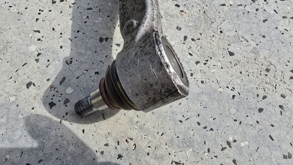 Преден носач за мерцедес W211