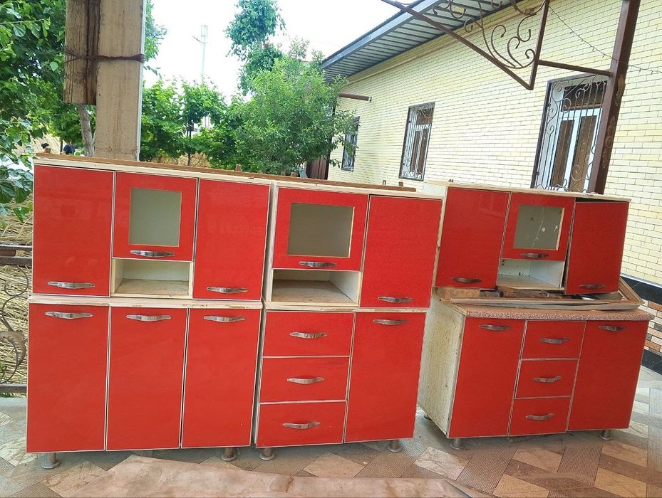 Kuxinni nabor o'zimiz yangi qoydik ko'p ishlamagan