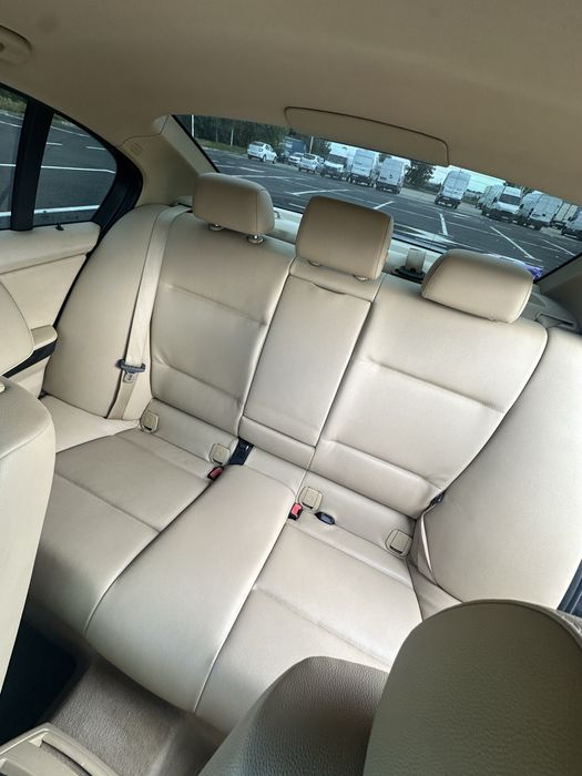 BMW Seria 3 e90 318d Facelift
