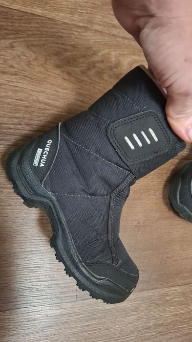 Непромокаемые зимние сапоги детские Waterproof Quechua.