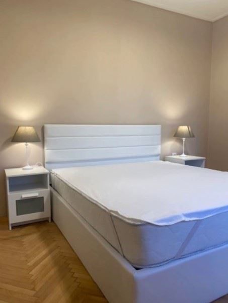 Дава се под наем Тристаен апартамент в София, Стрелбище - 90 кв.м за 896.58 € - Снимка #3