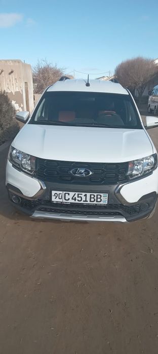 Лада Ларгус сотилади