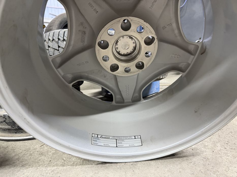 Диски r17 Lorinser новые оригинал