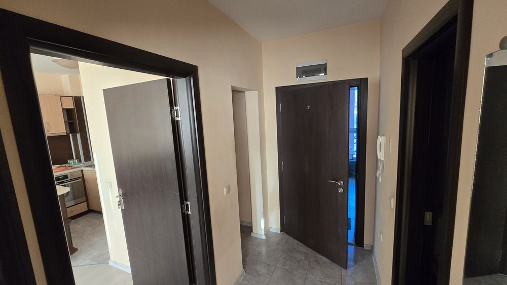 Дава се под наем Двустаен апартамент в Варна, Възраждане 3 - 66 кв.м за 468.69 € - Снимка #5