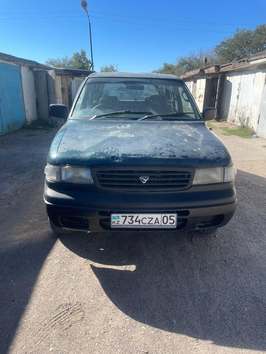 Продам машину Mazda mpv