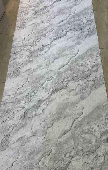 Самаклейющий обои