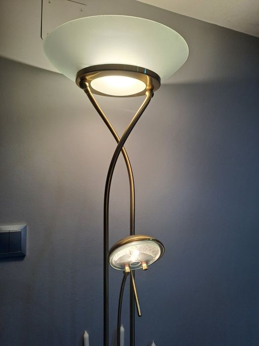 Демируем лампион с лампа за четене-300w/немски