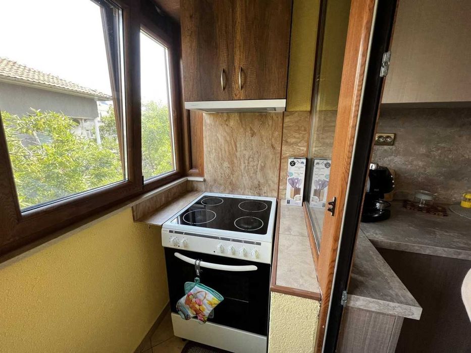 Тристаен апартамент в Съдийски