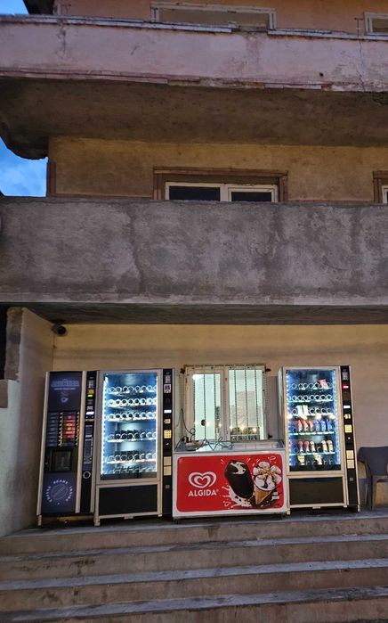 Vând automat vending Yarp